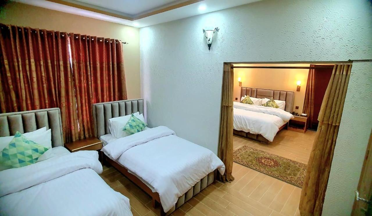 Royal Hotel Naran Buitenkant foto